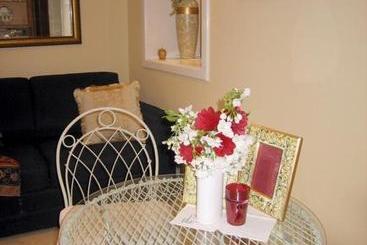 Mcauley Glen Boutique B&b