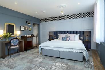 تختخواب و صبحانه St Martins Lodge