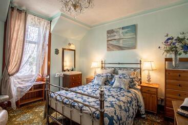 بنسيون Drumfearne Guesthouse & Tearoom