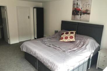 פנסיון Fornham Guest House