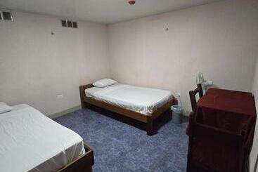 ペンション La Cascada