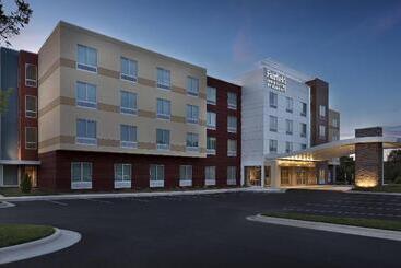 בית מלון כפרי Fairfield Inn & Suites By Marriott Shelby