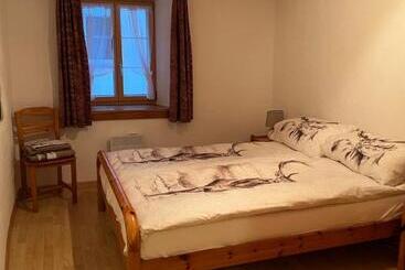 فندق صغير Und Restaurant Alpina