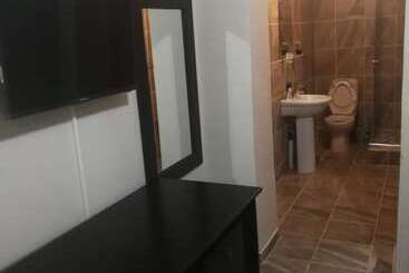 بنسيون Heaven At Fountain Street Guest House