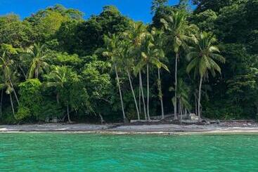 旅馆 Hostal Familiar Rolo