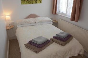 پانسیون The Cove Guest House
