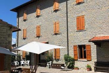 호텔 Albergo Ristorante Letizia