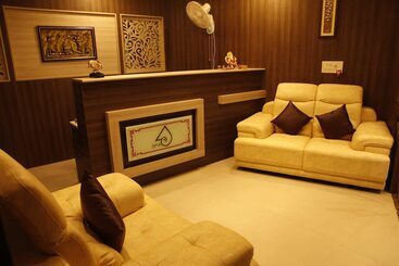 فندق Pah Clarista