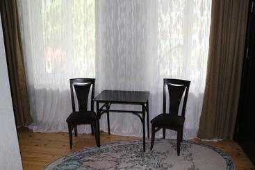 پانسیون Guesthouse Suja