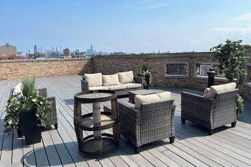 The Chicago Hotel Collection Wrigleyville