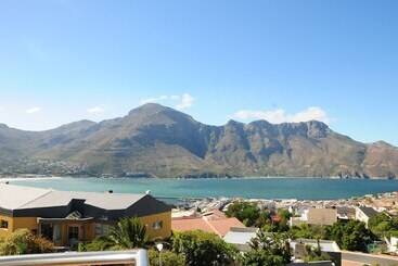بنسيون Hout Bay Breeze