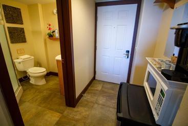 Otter Beach Lodges
