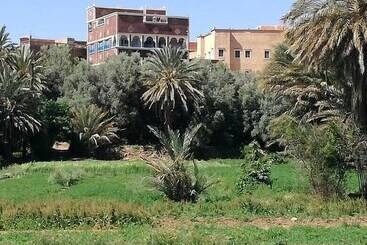 پانسیون Riad Iriki