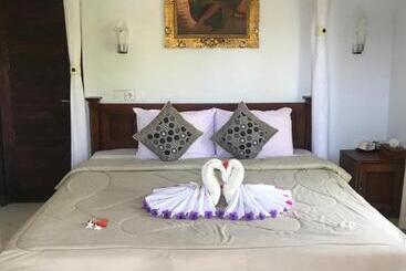 פנסיון Sugi Gede Homestay