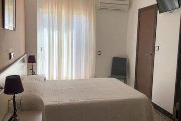 هاستل Hostal Internacional