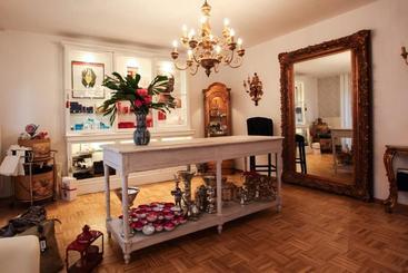 公寓式酒店  Kant Haus