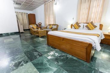 استراحتگاه Zone Niathu Dimapur By The Park