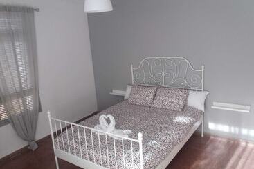 Albergue Al Jalid   Hostel