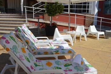 شقة فندقية Balcones De Bentomiz