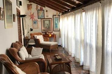 پانسیون Casa Longa