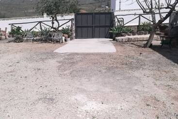 ベッドアンドブレックファースト Emblema Suites   Adults Only