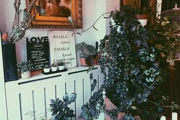 هتل La Fuentona De Santillana