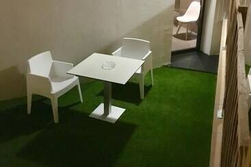 בית מלון כפרי Landaben