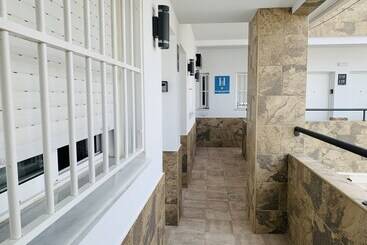 پانسیون Dori Rooms Hostal