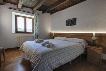 پانسیون Hostal Etxeberri