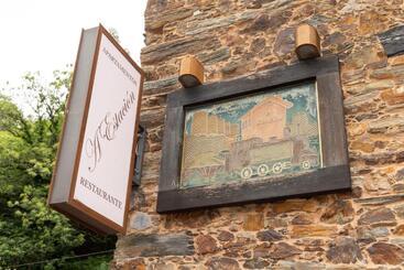 פנסיון Apartamentos Turisticos A Estacion