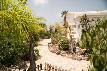 ペンション El Cerro De La Luna