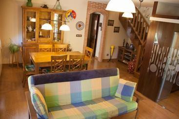 پانسیون Hostal El Recanto