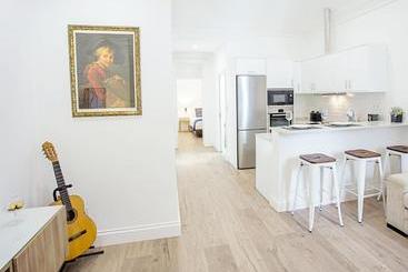 Cayres Suites Surdo
