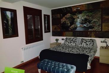 هتل Rural L'ortiga Blanca