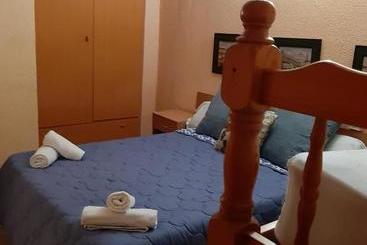 پانسیون Hostal El Patio