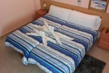 پانسیون Hostal El Patio