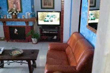 پانسیون Hostal El Patio