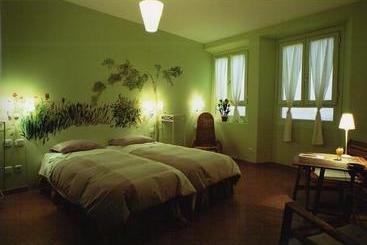 پانسیون Hostal Fornos