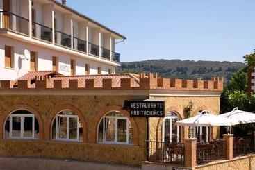 بنسيون Hostal Las Rumbas