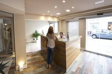 膳宿费 Hostal Loimar