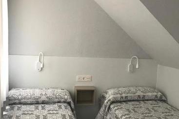 پانسیون Hostal Plaza Damasco