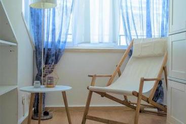 پانسیون Lisbon Sky Apartment