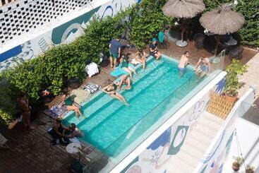 هاستل Selina Secret Garden Lisbon