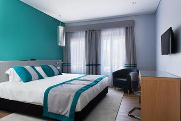 بنسيون Alojamento Do Zezere