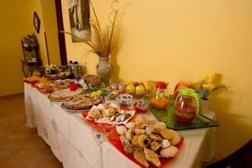 تختخواب و صبحانه Ilgiardinodellanonna