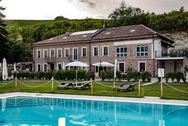 بنسيون Cascina Vecchia