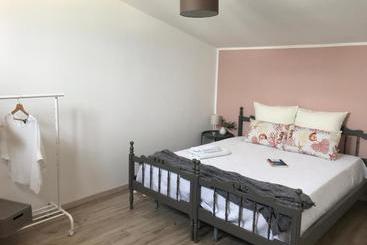 تختخواب و صبحانه A Casa Di Nonna Emma