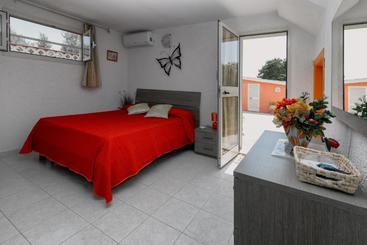 هتل Casale Gli Ulivi