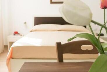 بنسيون Fra Imari