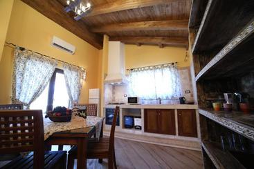 Residence Marrelli Home